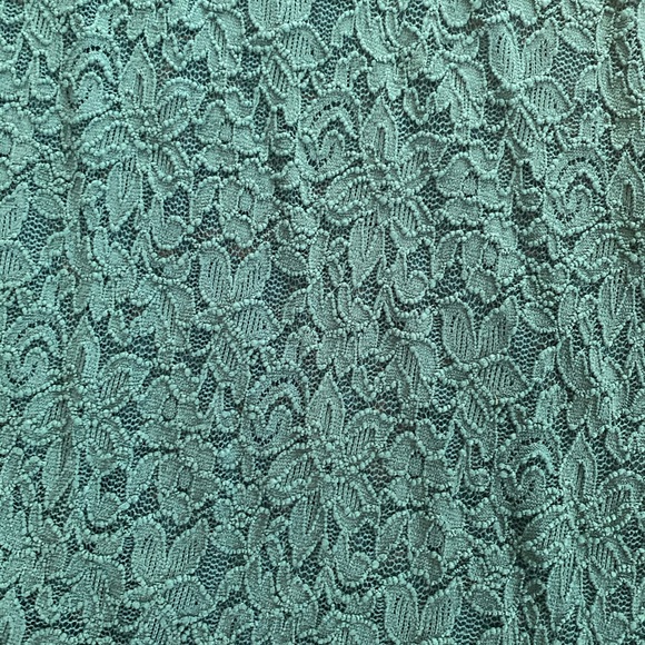 Emerald Green Maxi Dress - Picture 2 of 4